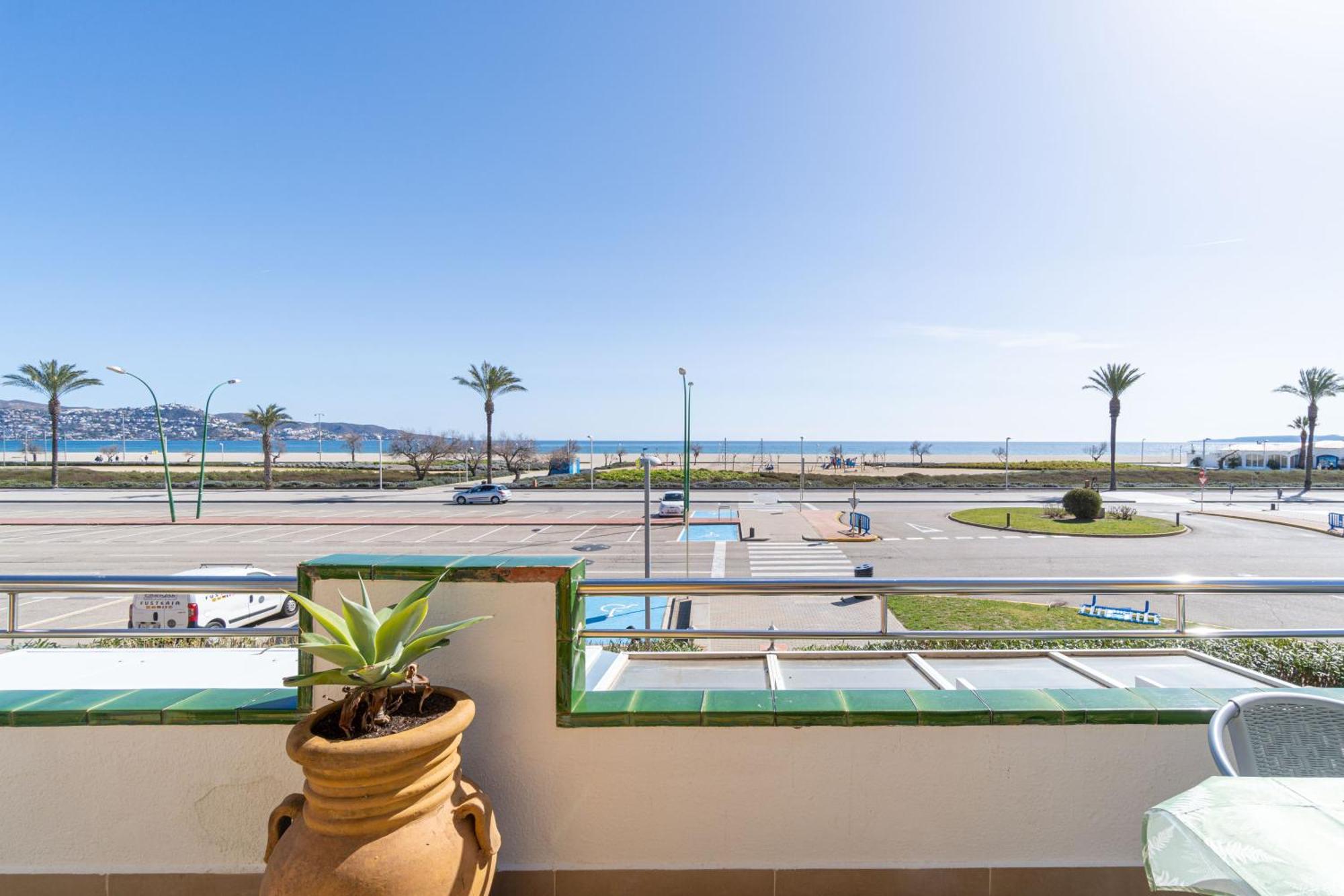 1013 Apartamento Vista Mar Con 2 Habitaciones By Homeselectspain Empuriabrava Exterior foto